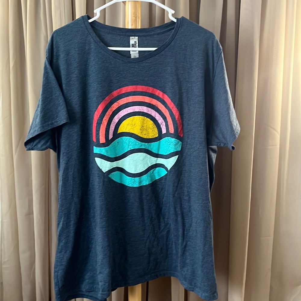 Plus size rainbow ocean t-shirt. Size 1X $20 Perfect for spring and summer.